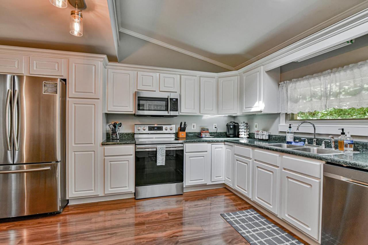 South Asheville Home With Hot Tub Just 11 Miles To Downtown 外观 照片